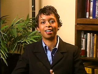 Probe Based on Non-Verbal Cues (Interviewing Tip)